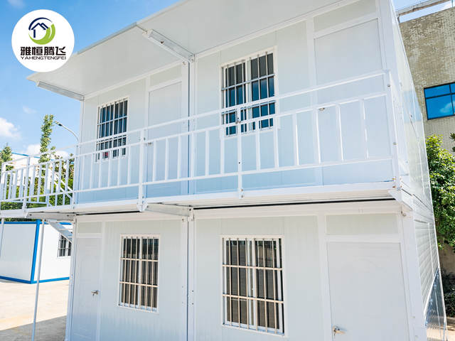 双层折叠集装箱房